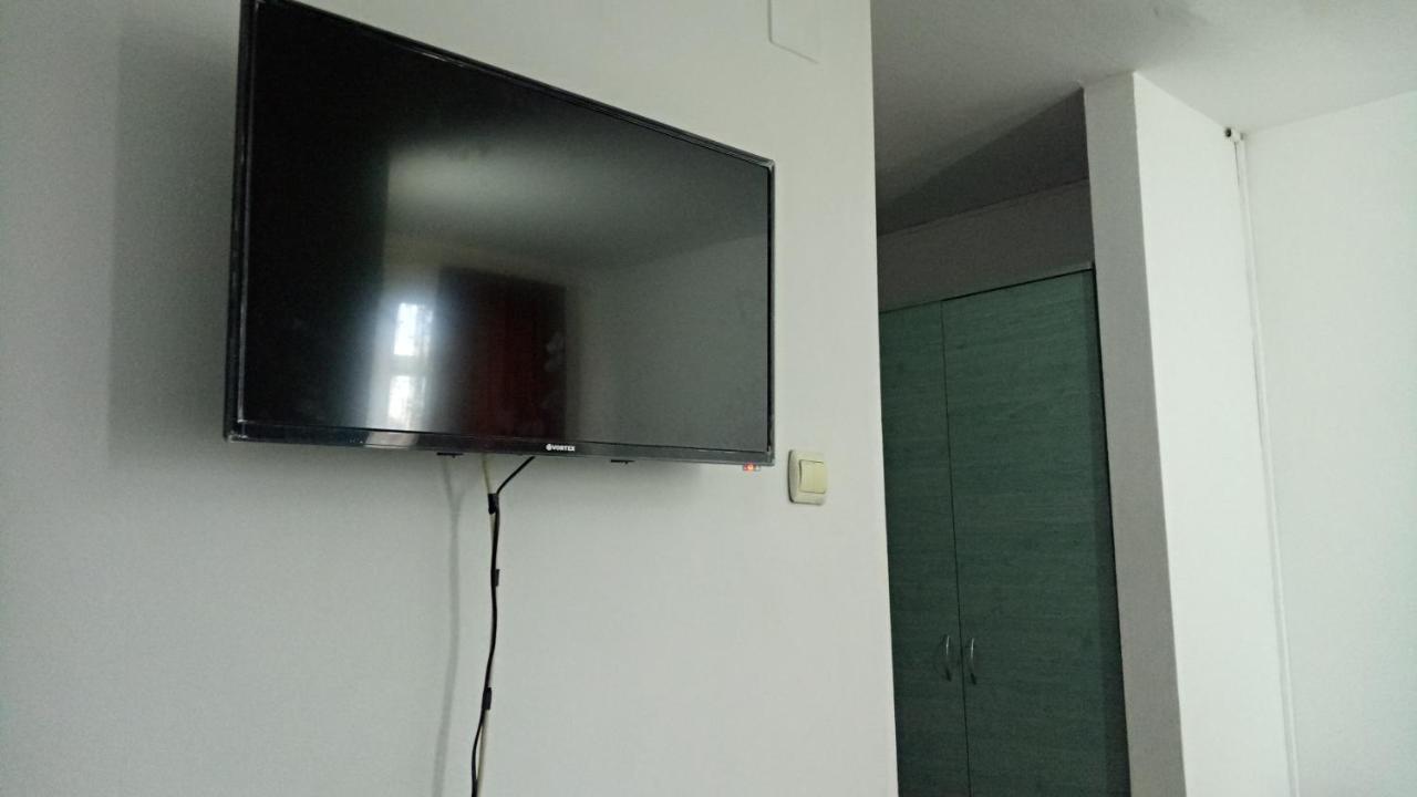 Albergue La Conu Iancu Drobeta Turnu Severin Exterior foto